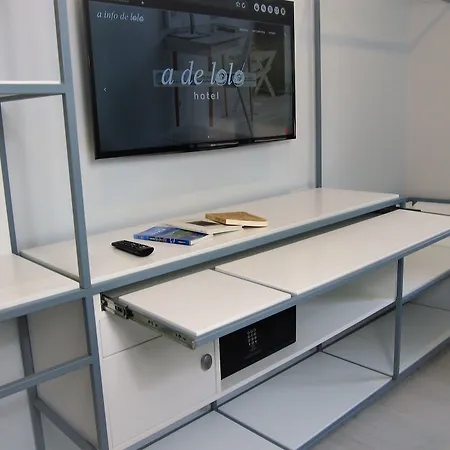 Four 게스트하우스