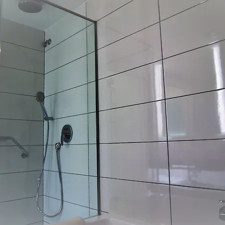 게스트하우스 Four 무히아